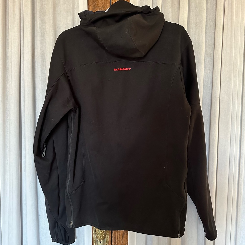 Mammut Black Technical Softshell Jacket - image 4